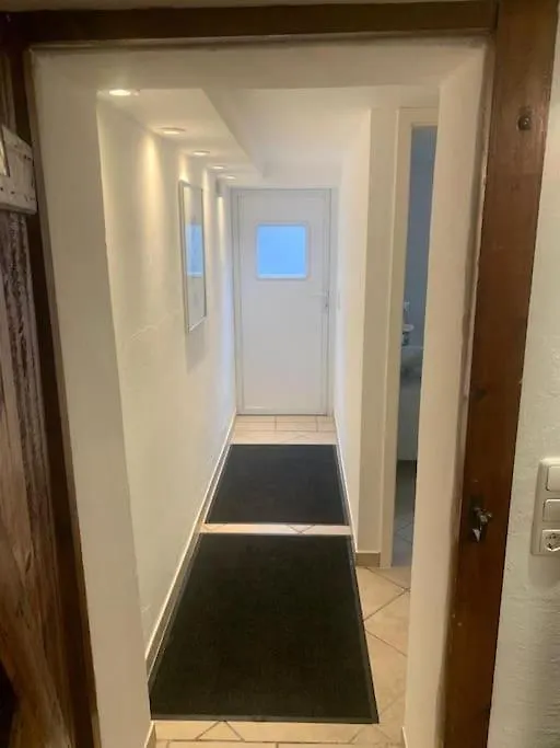 Souterrain Whg Im Einfamilienhaus -Zentral In Frankfurt Apartment Frankfurt am Main
